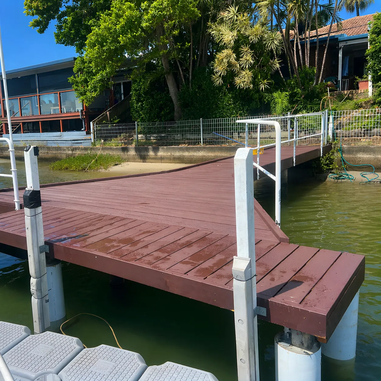Jetty and pontoon restoration by YardTaskers on the Gold Coast waterways