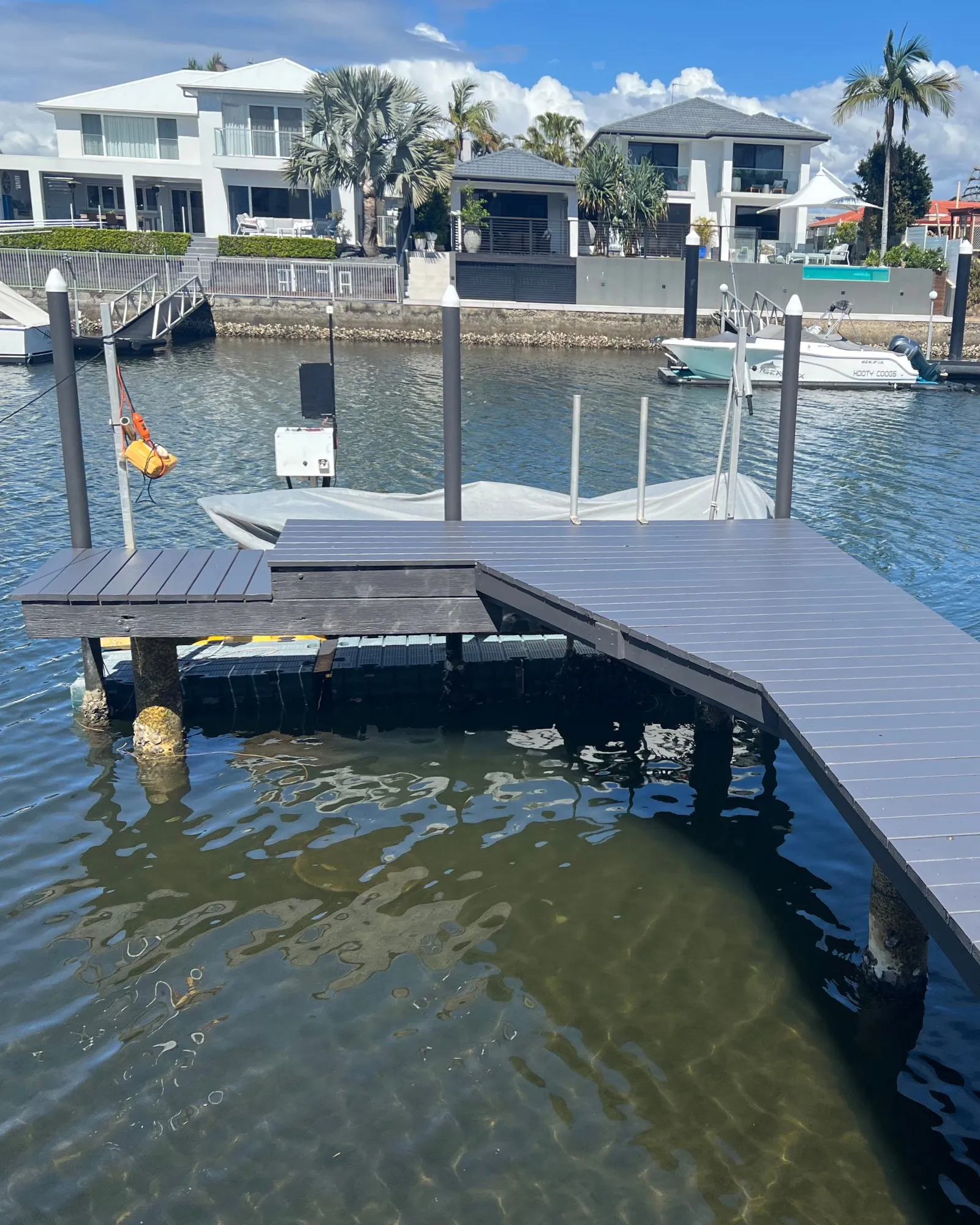 Gold Coast timber fence project by YardTaskers